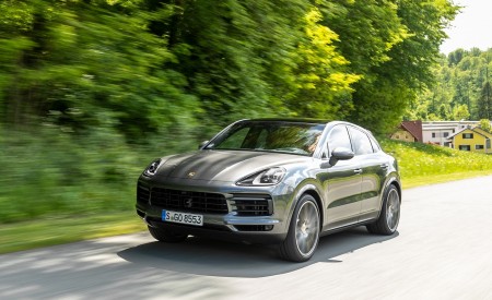 2020 Porsche Cayenne S Coupé (Color: Quarzite Grey Metallic) Front Three-Quarter Wallpapers 450x275 (3)