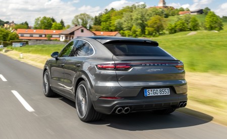 2020 Porsche Cayenne S Coupé (Color: Quarzite Grey Metallic) Rear Three-Quarter Wallpapers 450x275 (9)
