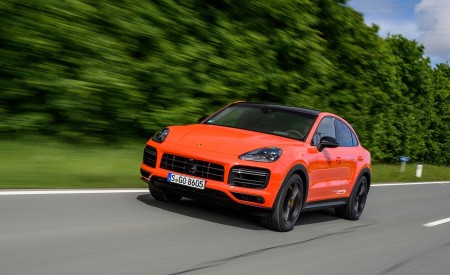 2020 Porsche Cayenne Turbo Coupe (Color: Lava Orange) Front Three-Quarter Wallpapers 450x275 (37)