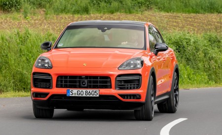 2020 Porsche Cayenne Turbo Coupe (Color: Lava Orange) Front Wallpapers 450x275 (57)