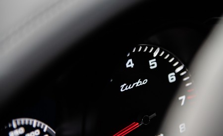 2020 Porsche Cayenne Turbo Coupe (Color: Lava Orange) Instrument Cluster Wallpapers 450x275 (77)