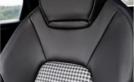2020 Porsche Cayenne Turbo Coupe (Color: Lava Orange) Interior Seats Wallpapers 450x275 (69)