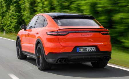 2020 Porsche Cayenne Turbo Coupe (Color: Lava Orange) Rear Three-Quarter Wallpapers 450x275 (51)