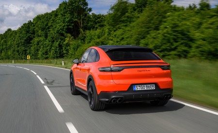 2020 Porsche Cayenne Turbo Coupe (Color: Lava Orange) Rear Three-Quarter Wallpapers 450x275 (41)