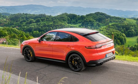 2020 Porsche Cayenne Turbo Coupe (Color: Lava Orange) Rear Three-Quarter Wallpapers 450x275 (52)