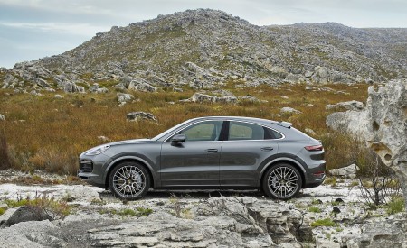 2020 Porsche Cayenne Turbo Coupe Side Wallpapers 450x275 (85)