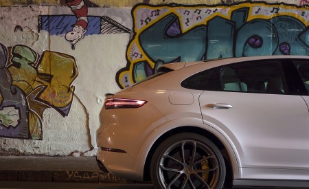 2020 Porsche Cayenne Turbo Coupe (UK-Spec) Detail Wallpapers 450x275 (13)