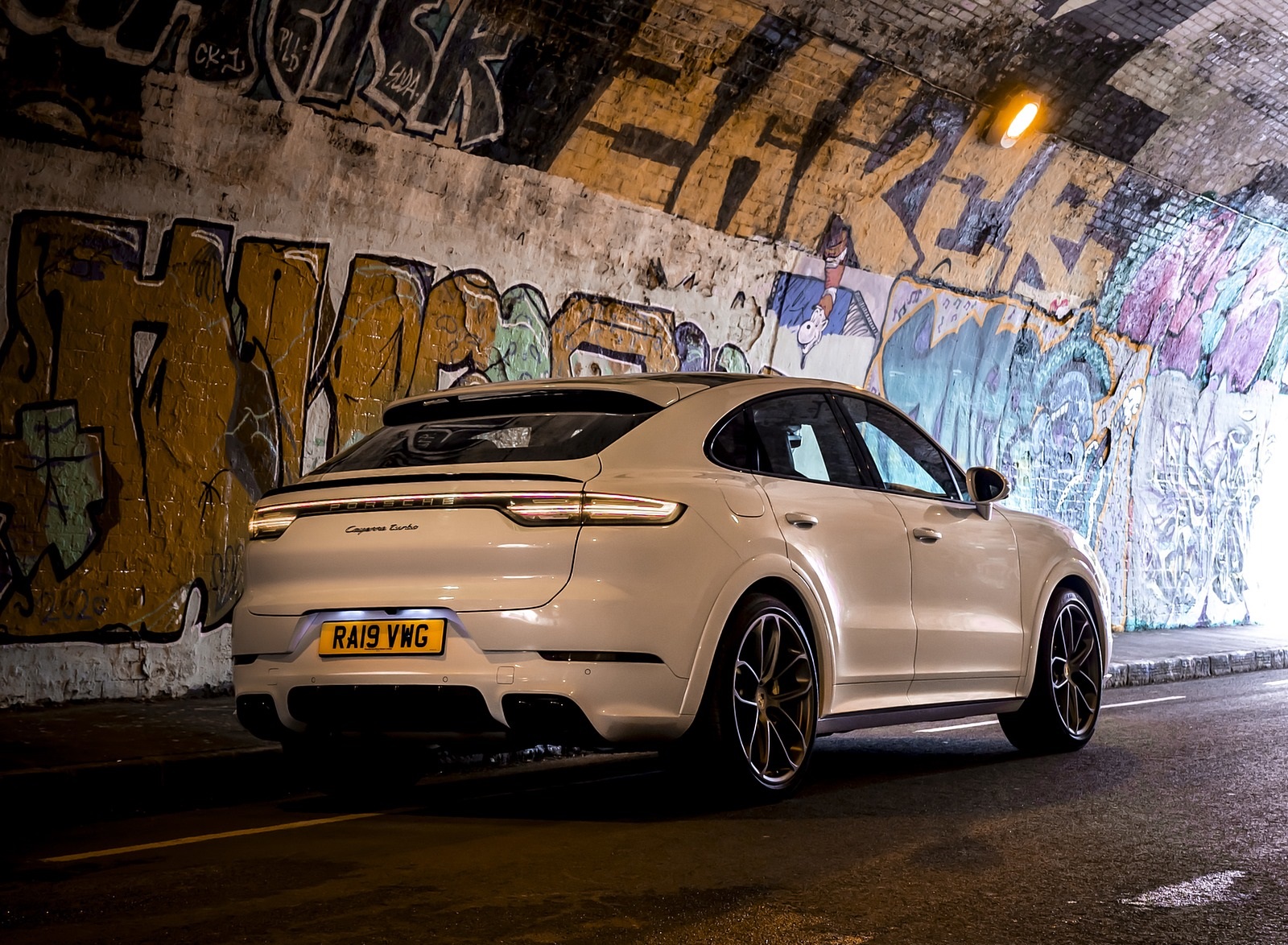 2020 Porsche Cayenne Turbo Coupe (UK-Spec) Rear Three-Quarter Wallpapers (8)