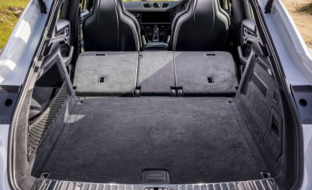 2020 Porsche Cayenne Turbo Coupe (UK-Spec) Trunk Wallpapers 450x275 (21)