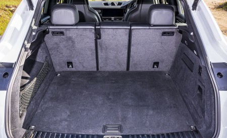 2020 Porsche Cayenne Turbo Coupe (UK-Spec) Trunk Wallpapers 450x275 (22)