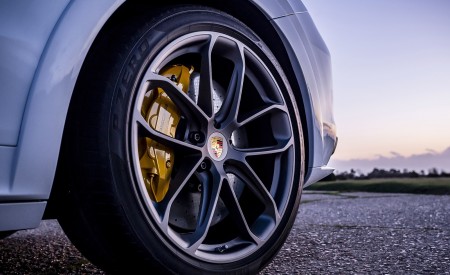 2020 Porsche Cayenne Turbo Coupe (UK-Spec) Wheel Wallpapers 450x275 (9)