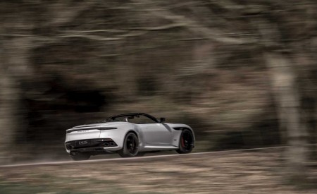 2019 Aston Martin DBS Superleggera Volante Rear Three-Quarter Wallpapers 450x275 (4)