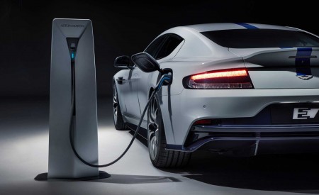 2019 Aston Martin Rapide E Tail Light Wallpapers 450x275 (5)