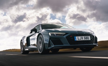2019 Audi R8 V10 Coupe Performance quattro (UK-Spec) Front Three-Quarter Wallpapers 450x275 (82)