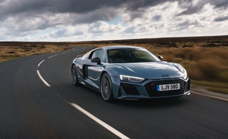 2019 Audi R8 V10 Coupe Performance quattro (UK-Spec) Front Three-Quarter Wallpapers 450x275 (84)