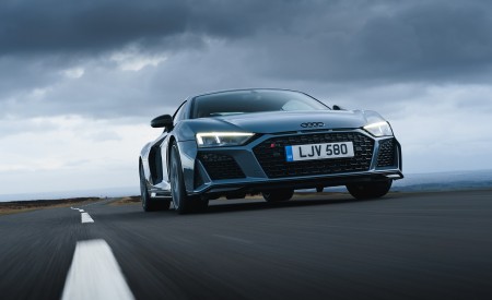 2019 Audi R8 V10 Coupe Performance quattro (UK-Spec) Front Three-Quarter Wallpapers 450x275 (85)