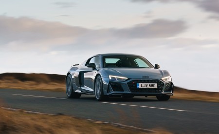 2019 Audi R8 V10 Coupe Performance quattro (UK-Spec) Front Wallpapers 450x275 (121)