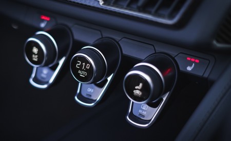 2019 Audi R8 V10 Coupe Performance quattro (UK-Spec) Interior Detail Wallpapers 450x275 (191)