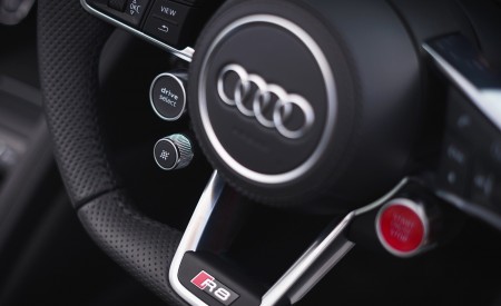 2019 Audi R8 V10 Coupe Performance quattro (UK-Spec) Interior Steering Wheel Wallpapers 450x275 (184)