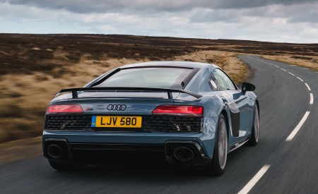 2019 Audi R8 V10 Coupe Performance quattro (UK-Spec) Rear Wallpapers 450x275 (88)
