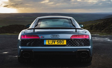 2019 Audi R8 V10 Coupe Performance quattro (UK-Spec) Rear Wallpapers 450x275 (145)