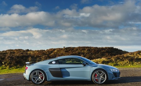 2019 Audi R8 V10 Coupe Performance quattro (UK-Spec) Side Wallpapers 450x275 (146)