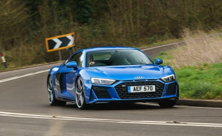 2019 Audi R8 V10 Coupe quattro (UK-Spec) Front Wallpapers 450x275 (5)