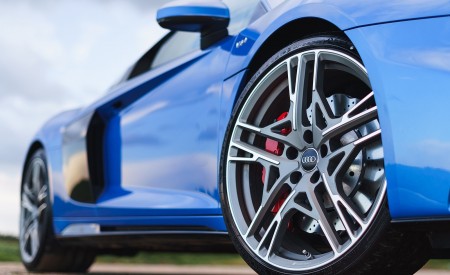 2019 Audi R8 V10 Coupe quattro (UK-Spec) Wheel Wallpapers 450x275 (40)
