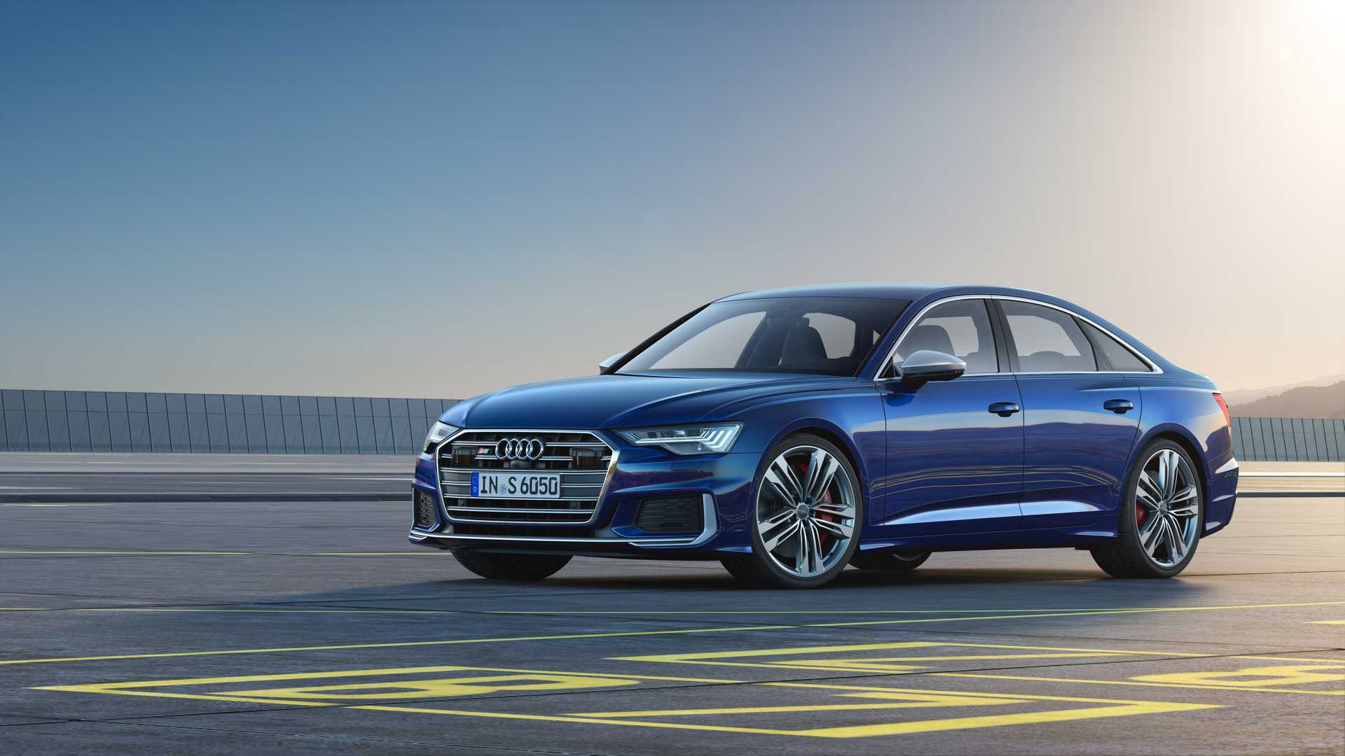 2019 Audi S6 Sedan TDI (Color: Navarra Blue) Front Three-Quarter Wallpapers (8)