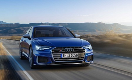 2019 Audi S6 Sedan TDI (Color: Navarra Blue) Front Three-Quarter Wallpapers 450x275 (3)