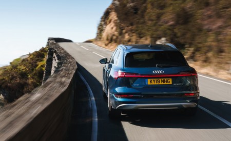 2019 Audi e-tron 55 (UK-Spec) Rear Wallpapers 450x275 (60)