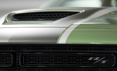 2019 Dodge Challenger RT Stars & Stripes Edition Hood Wallpapers 450x275 (7)