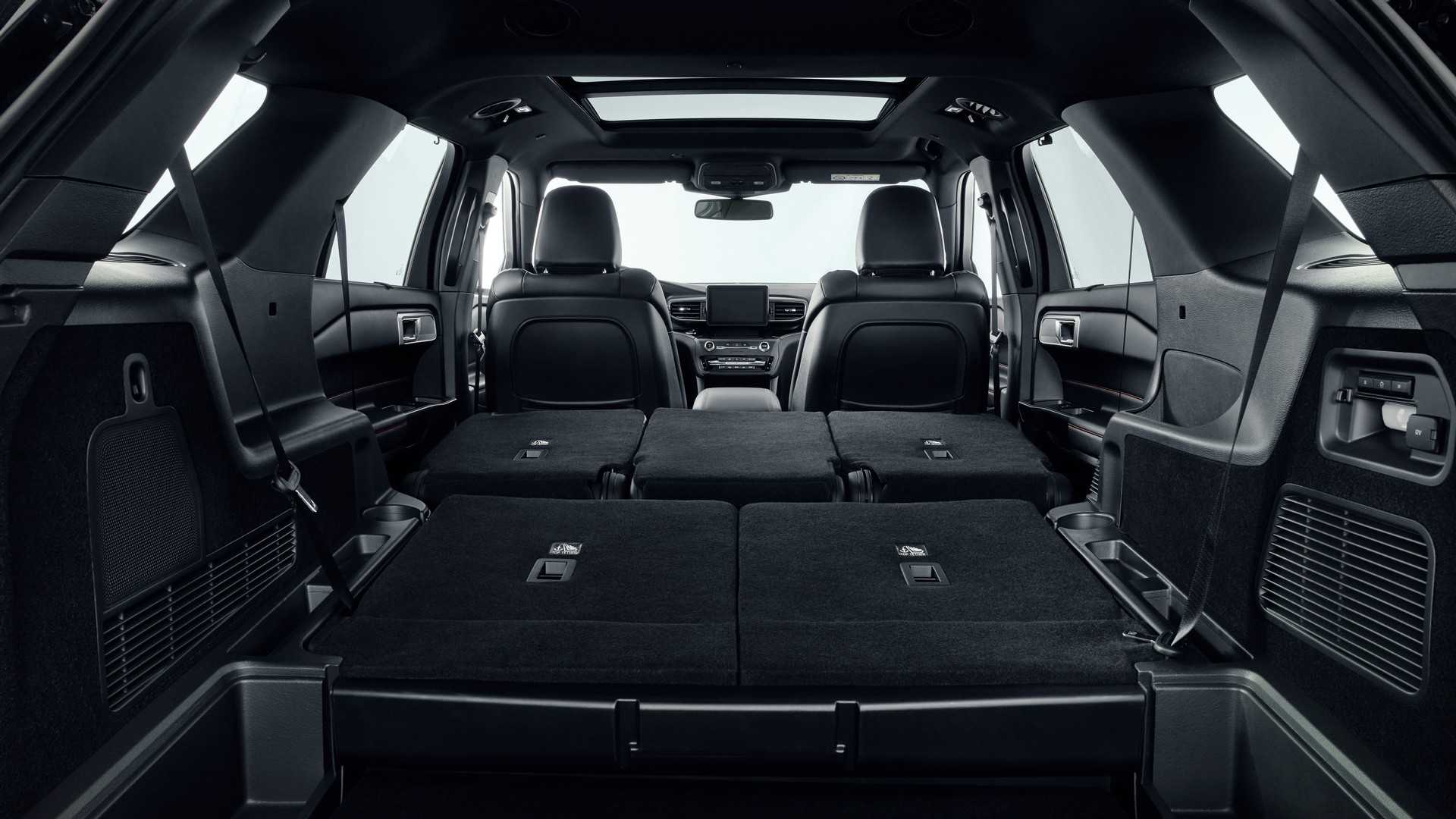 2019 Ford Explorer Plug-In Hybrid (Euro-Spec) Trunk Wallpapers #12 of 12