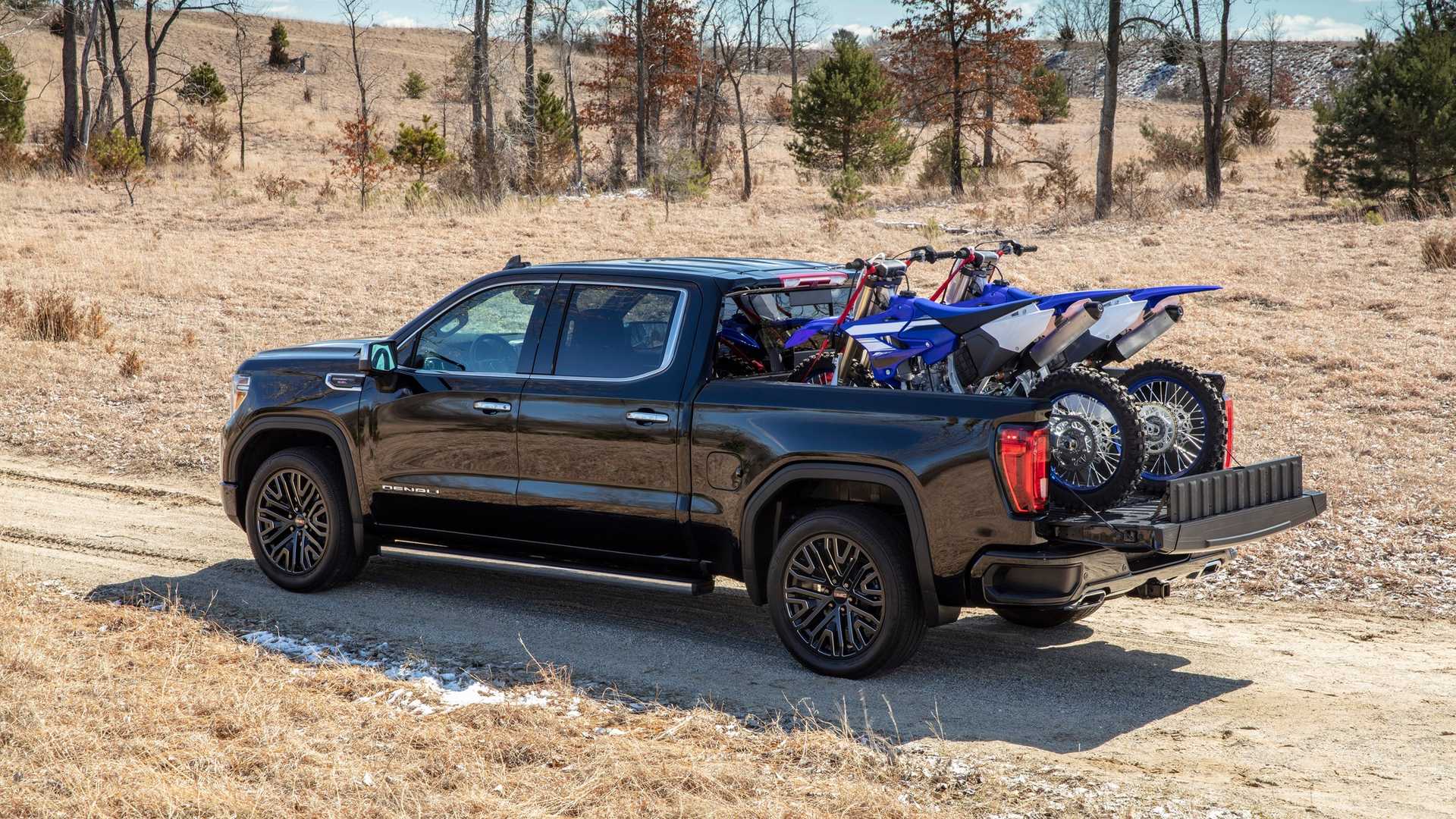 2019 GMC Sierra Denali CarbonPro Edition Rear Three-Quarter Wallpapers (3)