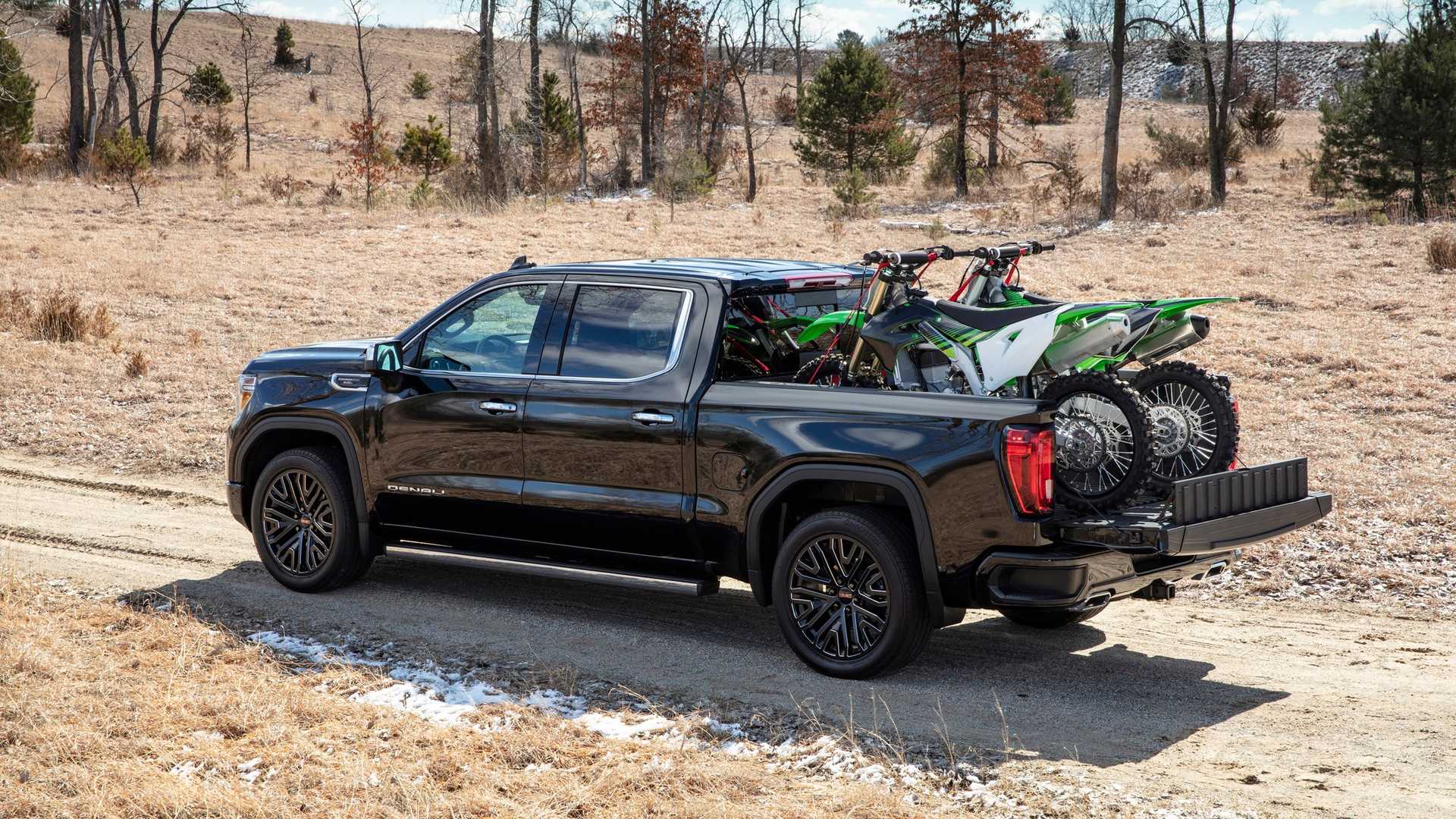 2019 GMC Sierra Denali CarbonPro Edition Rear Three-Quarter Wallpapers (7)