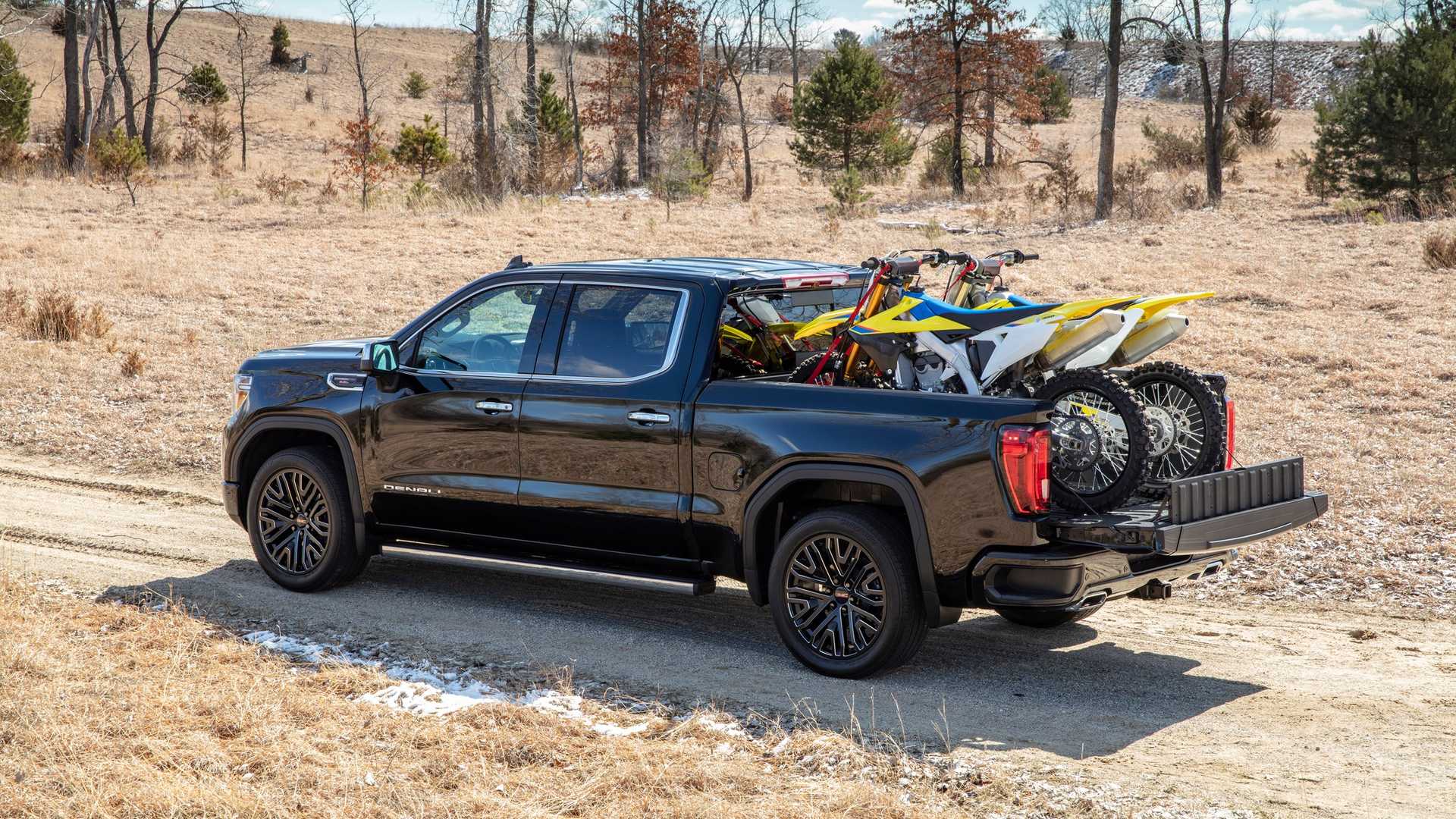 2019 GMC Sierra Denali CarbonPro Edition Rear Three-Quarter Wallpapers (1)
