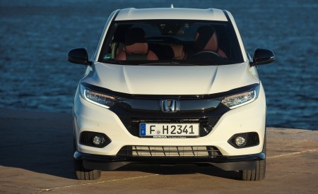 2019 Honda HR-V Front Wallpapers 450x275 (60)