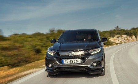 2019 Honda HR-V Front Wallpapers 450x275 (10)