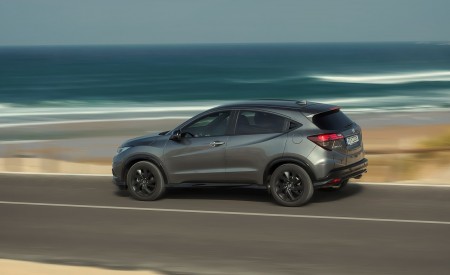 2019 Honda HR-V Side Wallpapers 450x275 (19)