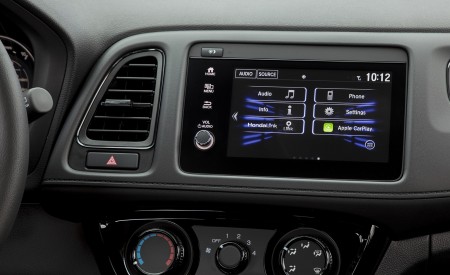 2019 Honda HR-V Sport Central Console Wallpapers 450x275 (131)