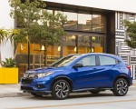 2019 Honda HR-V Sport Front Three-Quarter Wallpapers 150x120