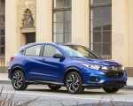 2019 Honda HR-V Sport Front Three-Quarter Wallpapers 150x120