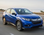 2019 Honda HR-V Sport Front Three-Quarter Wallpapers 150x120