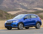 2019 Honda HR-V Sport Front Three-Quarter Wallpapers 150x120