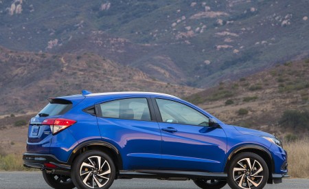 2019 Honda HR-V Sport Side Wallpapers 450x275 (103)