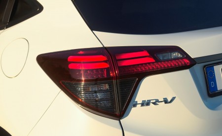 2019 Honda HR-V Tail Light Wallpapers 450x275 (64)