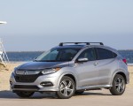 2019 Honda HR-V Touring Front Three-Quarter Wallpapers 150x120