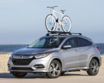 2019 Honda HR-V Touring Front Three-Quarter Wallpapers 150x120