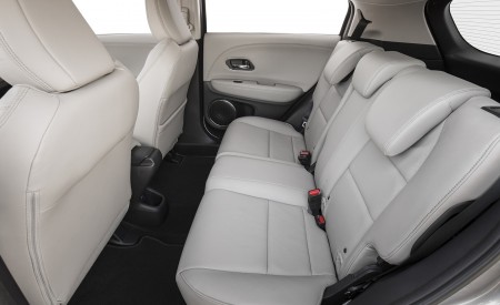 2019 Honda HR-V Touring Interior Rear Seats Wallpapers 450x275 (85)