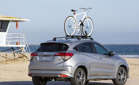 2019 Honda HR-V Touring Rear Three-Quarter Wallpapers 450x275 (75)